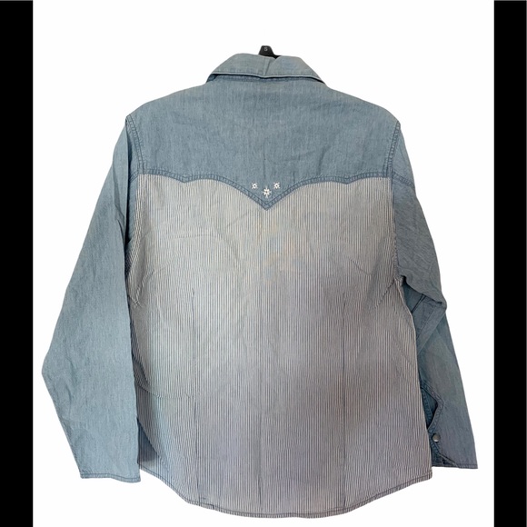 Vintage Wrangler Western Denim Button Down Shirt - Picture 2 of 14